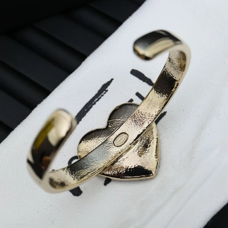 Chanel Bracelets Flexible 230868
