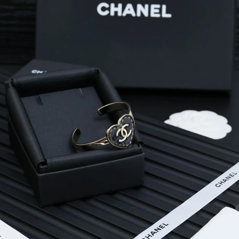 Chanel Bracelets Flexible 230868