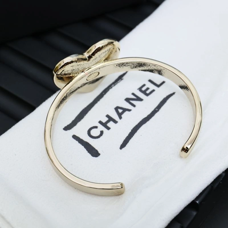 Chanel Bracelets Flexible 230868