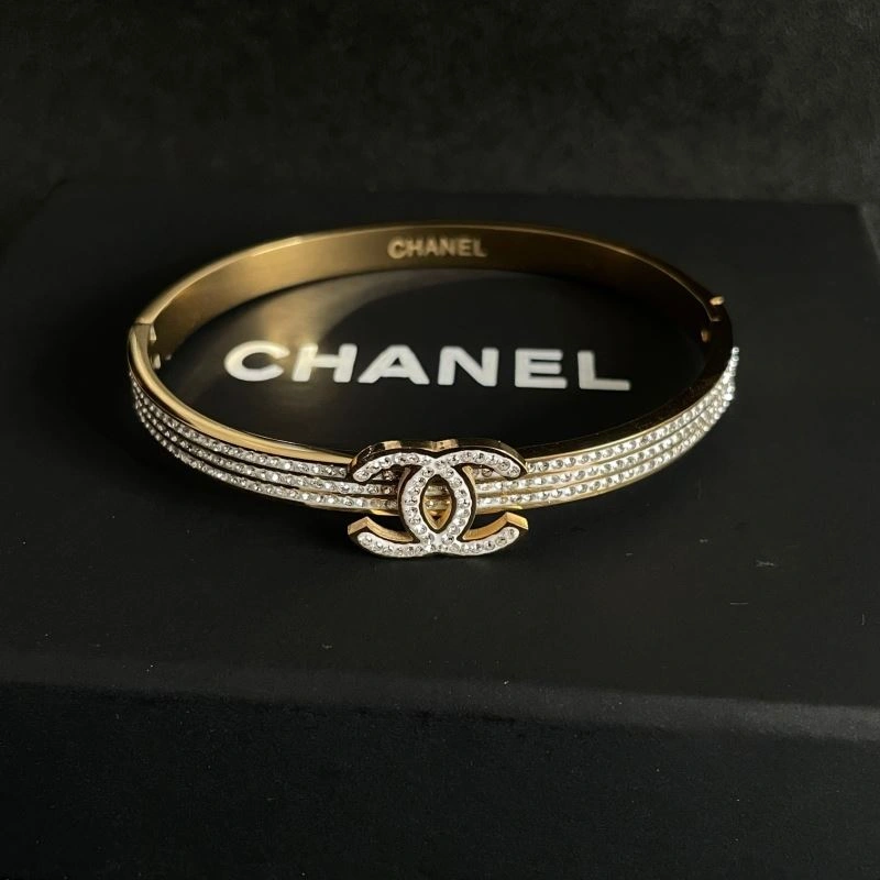 Soft Chanel Bracelets 230917