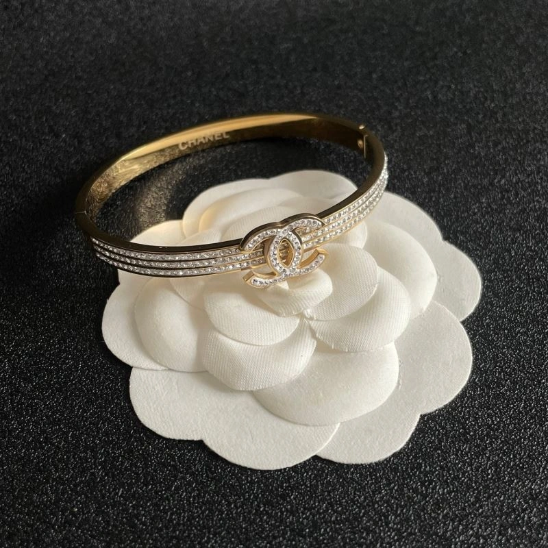 Soft Chanel Bracelets 230917