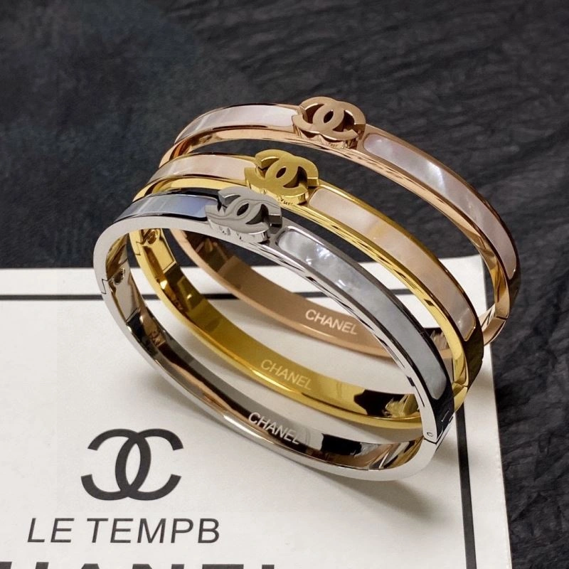 Versatile Chanel Bracelets 232417