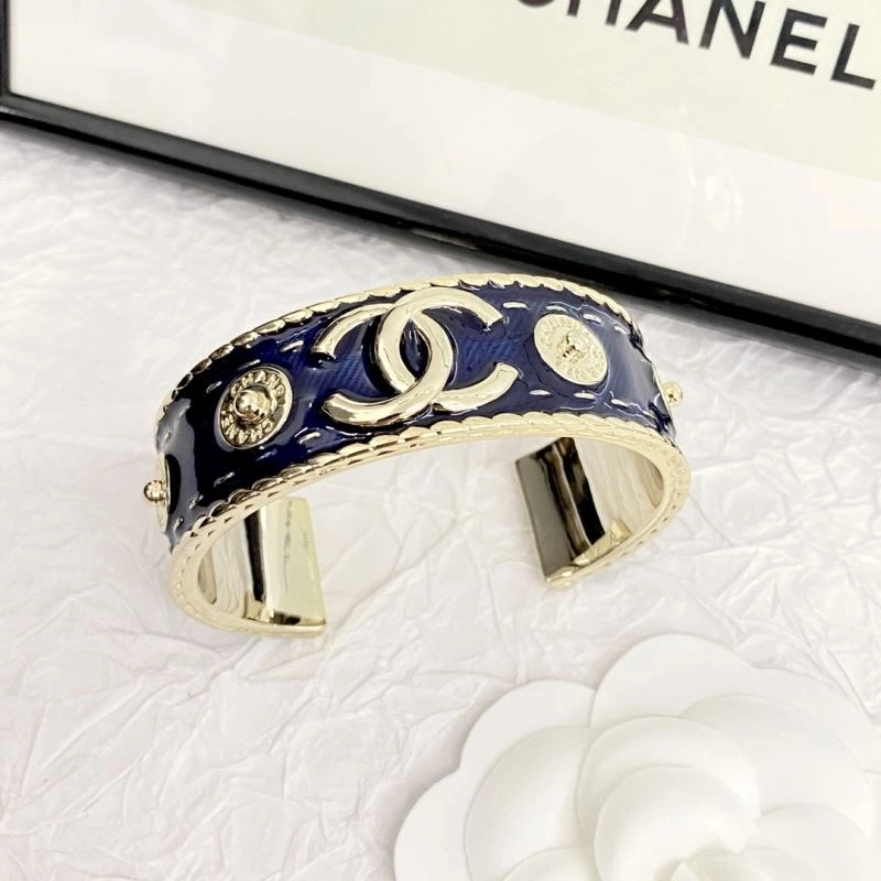 UrbanChic Chanel Bracelets 232476