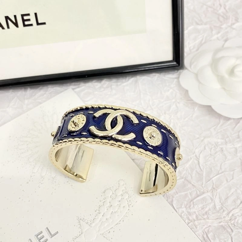 UrbanChic Chanel Bracelets 232476