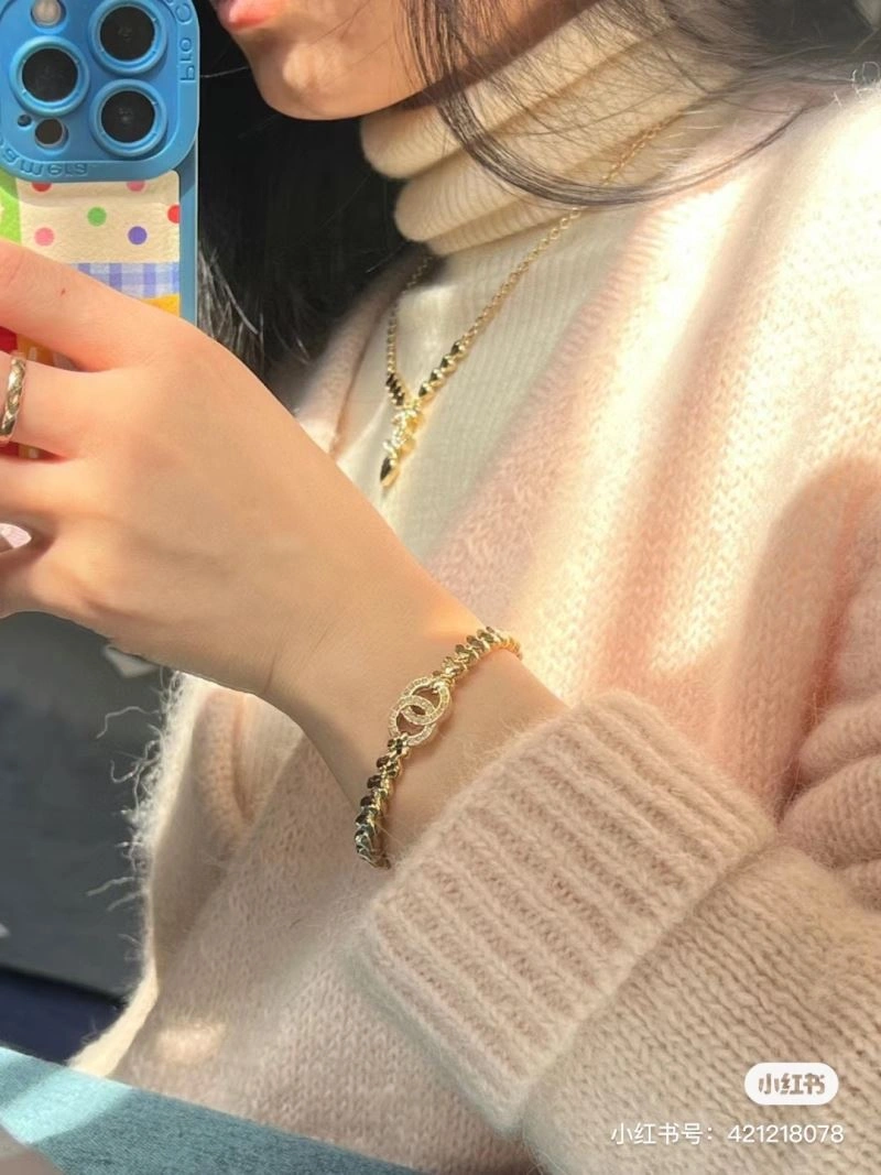 Chanel Bracelets TopPick 232382