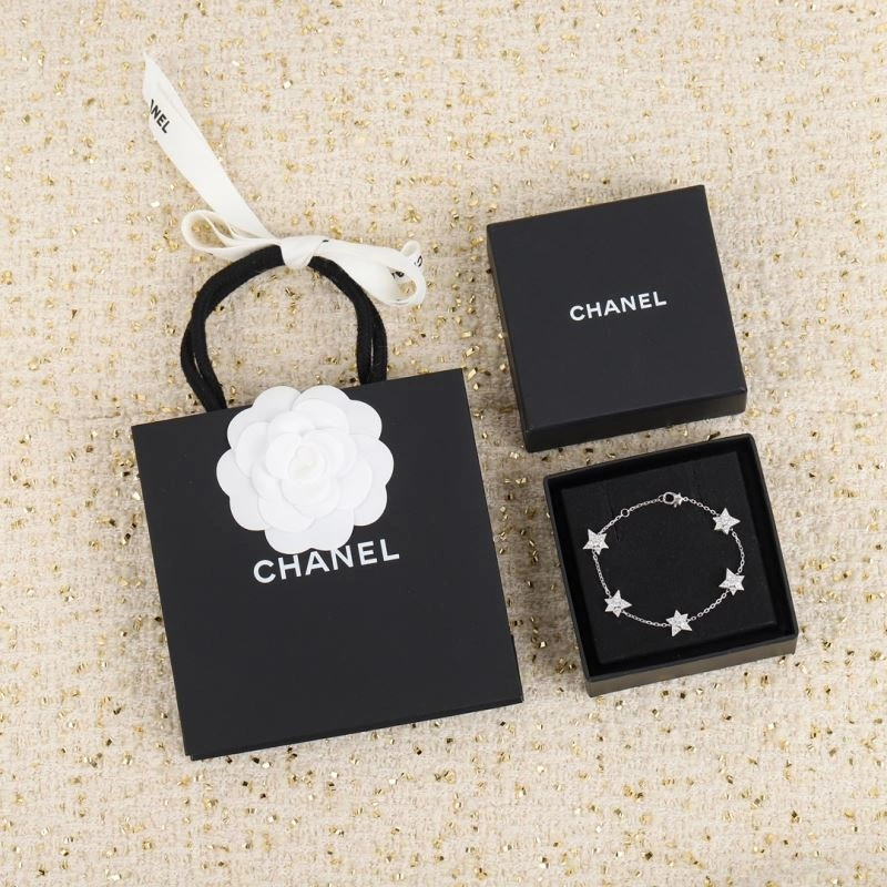 UrbanStyle Chanel Bracelets 232387