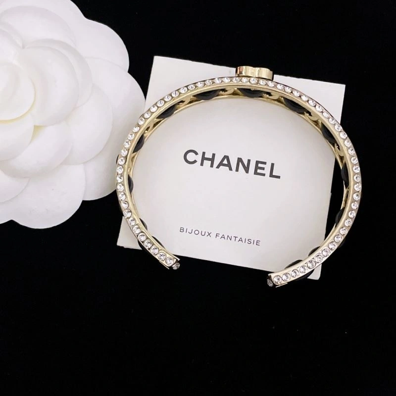 Neat Chanel Bracelets 232402