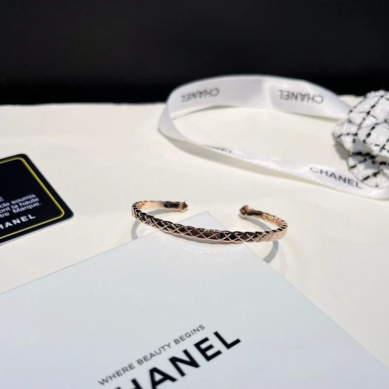 Tailored Chanel Bracelets 231948