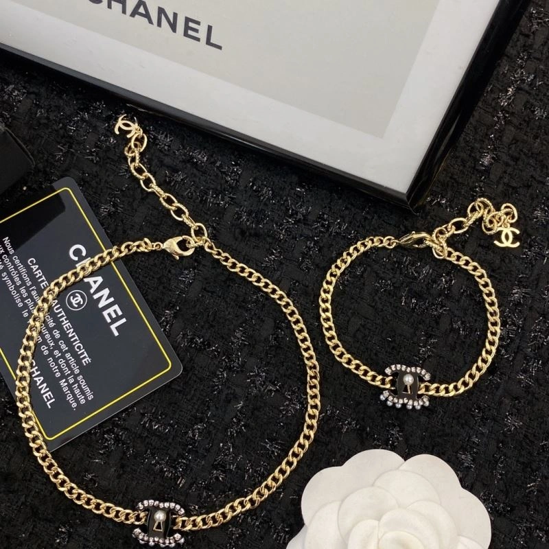 WaterResistant Chanel Bracelets 231938