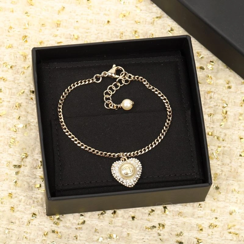 Comfortable Chanel Bracelets 231930