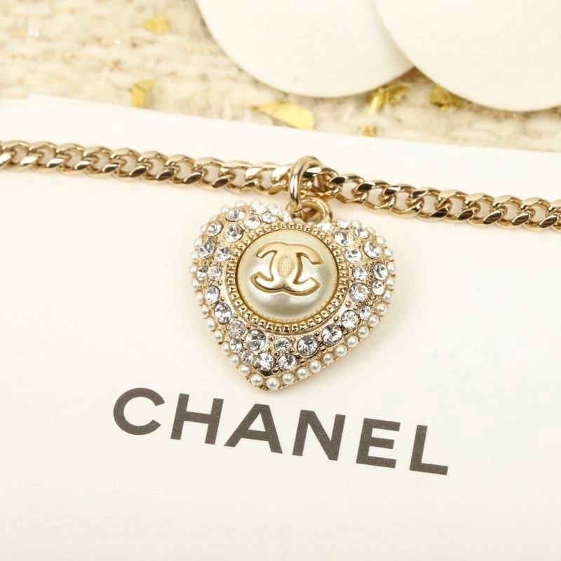 Comfortable Chanel Bracelets 231930