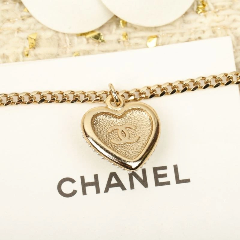 Comfortable Chanel Bracelets 231930