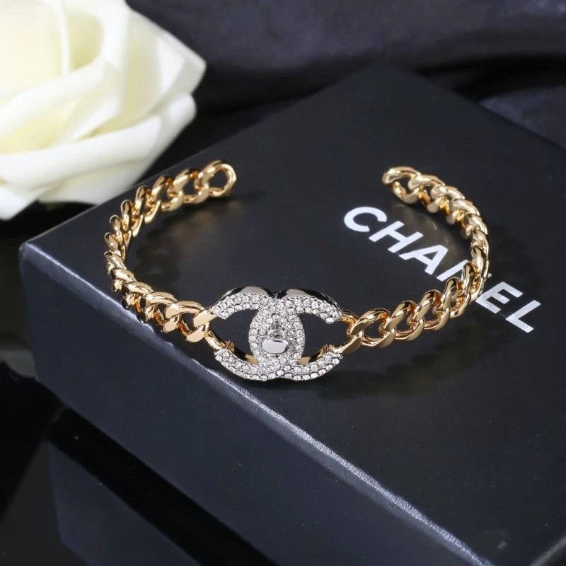 Versatile Chanel Bracelets 230390