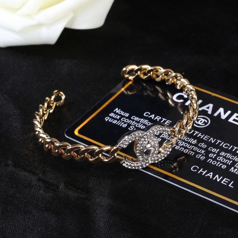 Versatile Chanel Bracelets 230390