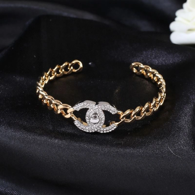 Versatile Chanel Bracelets 230390