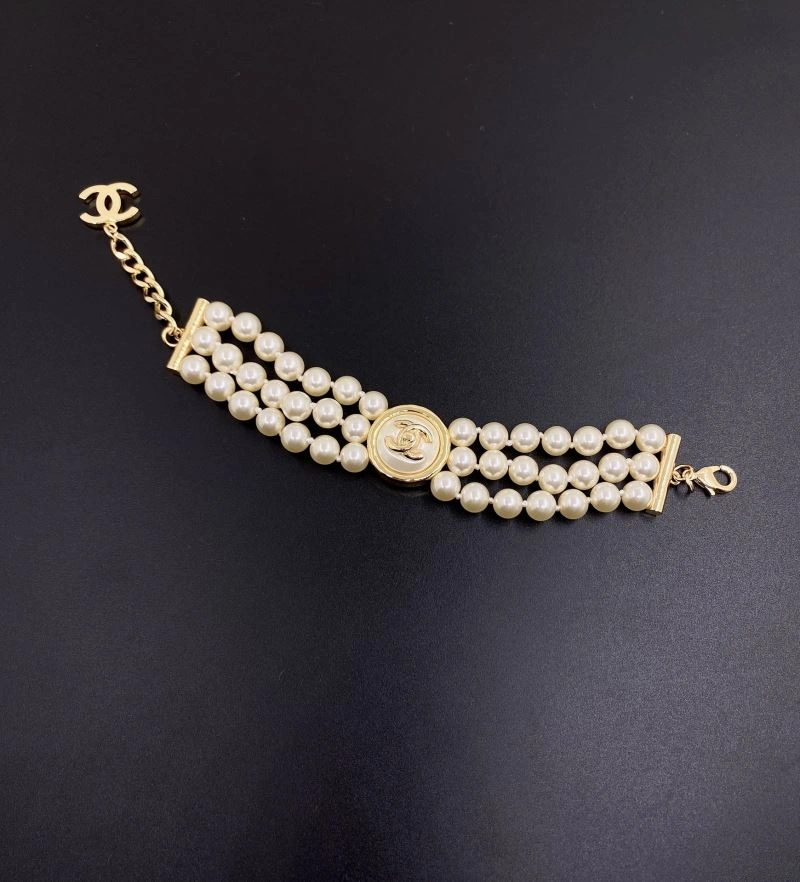 TravelReady Chanel Bracelets 230354