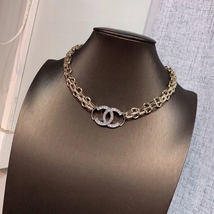RelaxedFit Chanel Bracelets 230340