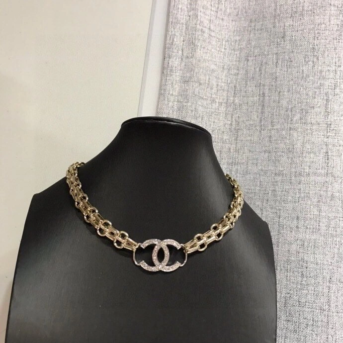 RelaxedFit Chanel Bracelets 230340