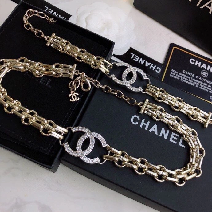 RelaxedFit Chanel Bracelets 230340