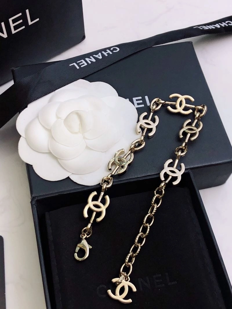 Chanel Bracelets UrbanChic 230331