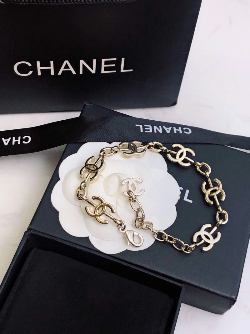 Chanel Bracelets UrbanChic 230331