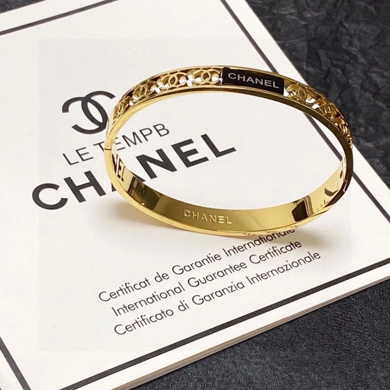 Seasonal Chanel Bracelets 230338