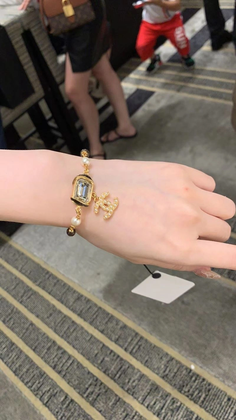 Chanel Bracelets TimelessDesign 230375