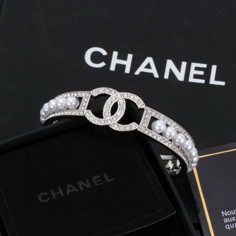 Trendy Chanel Bracelets 230337