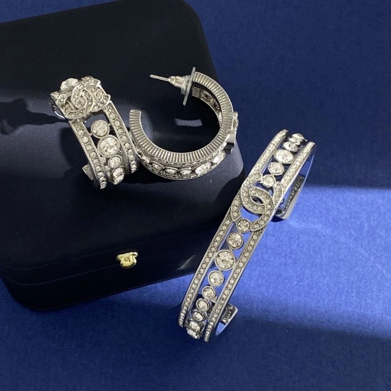 Chanel Bracelets Packable 230314