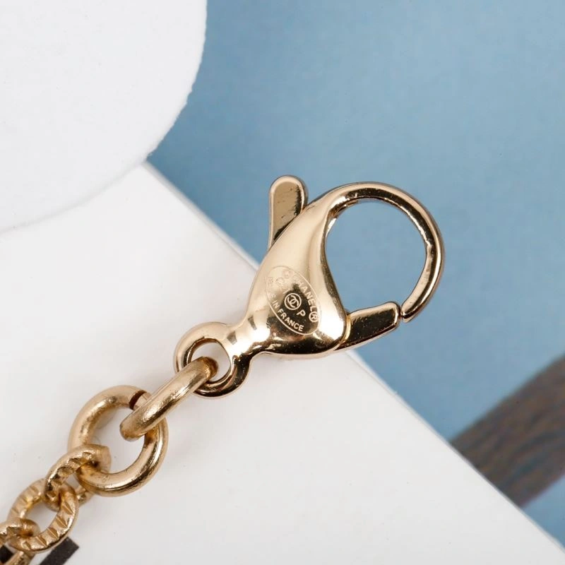 Practical Chanel Bracelets 229324
