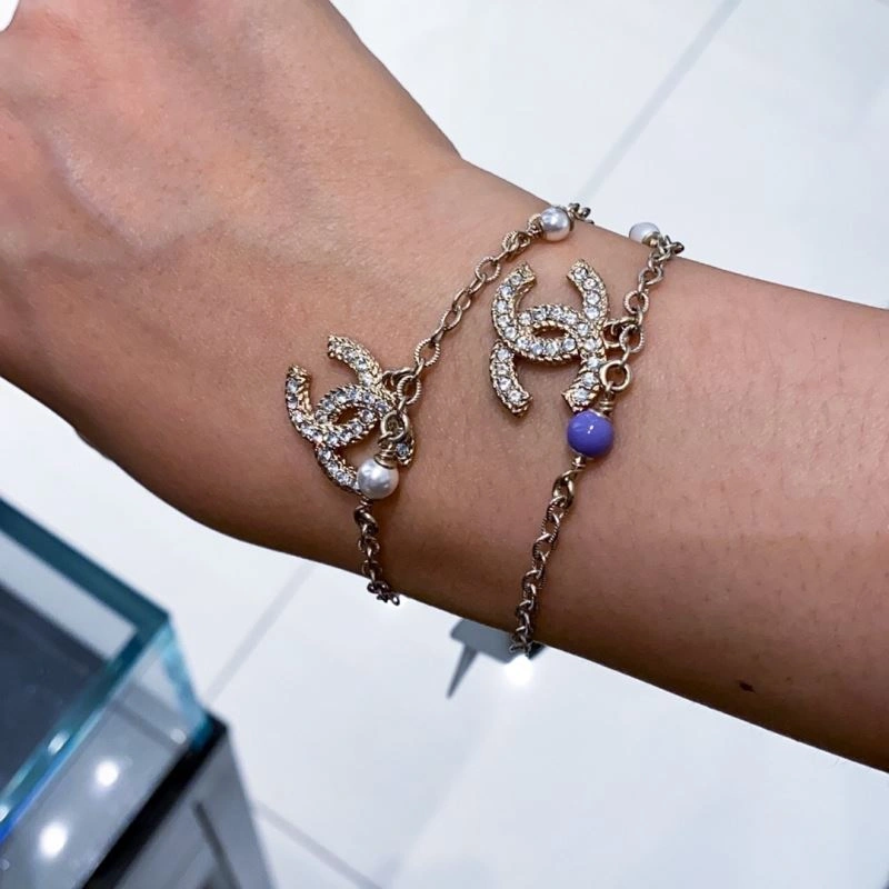 Practical Chanel Bracelets 229324