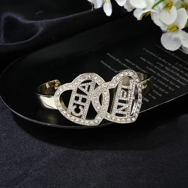 StreetReady Chanel Bracelets 229320
