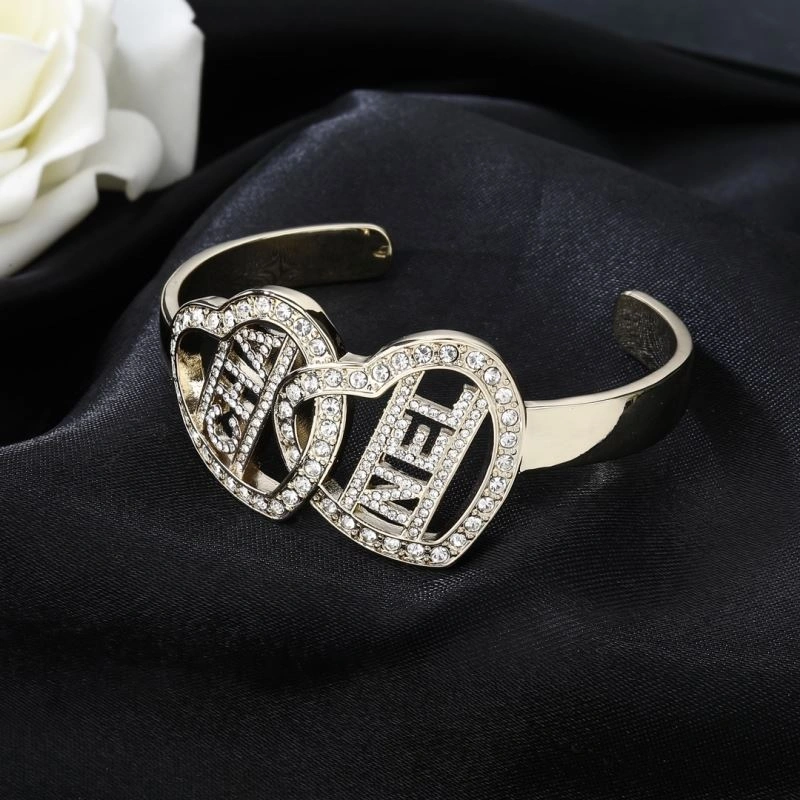 StreetReady Chanel Bracelets 229320