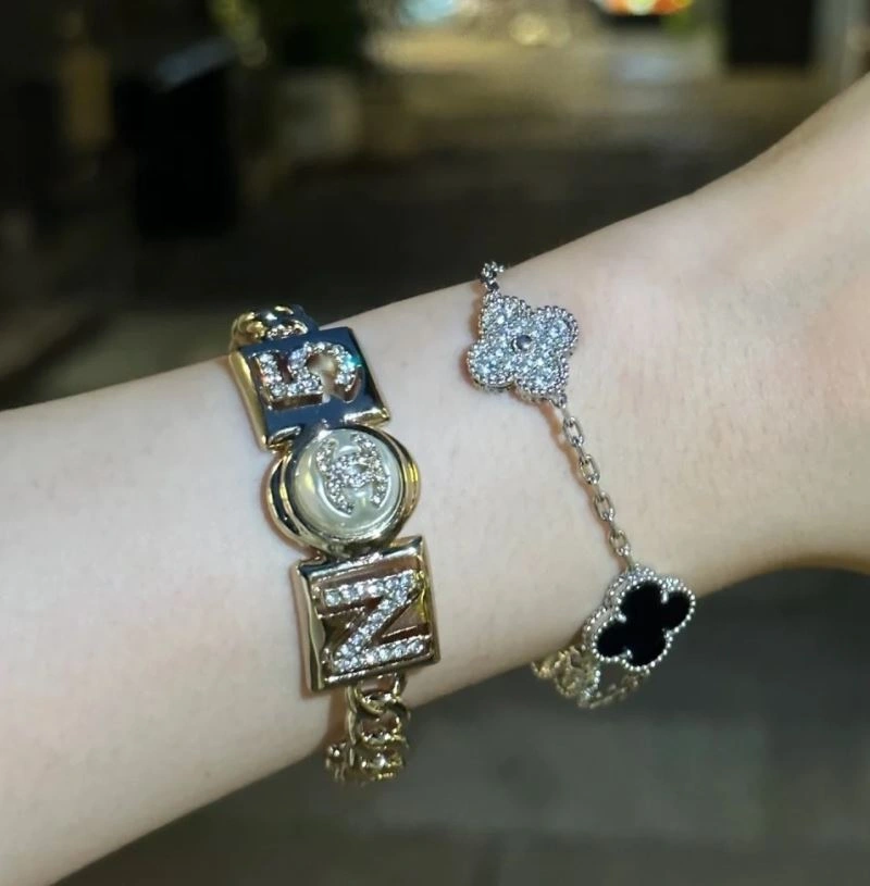Chanel Bracelets SoftTouch 228416
