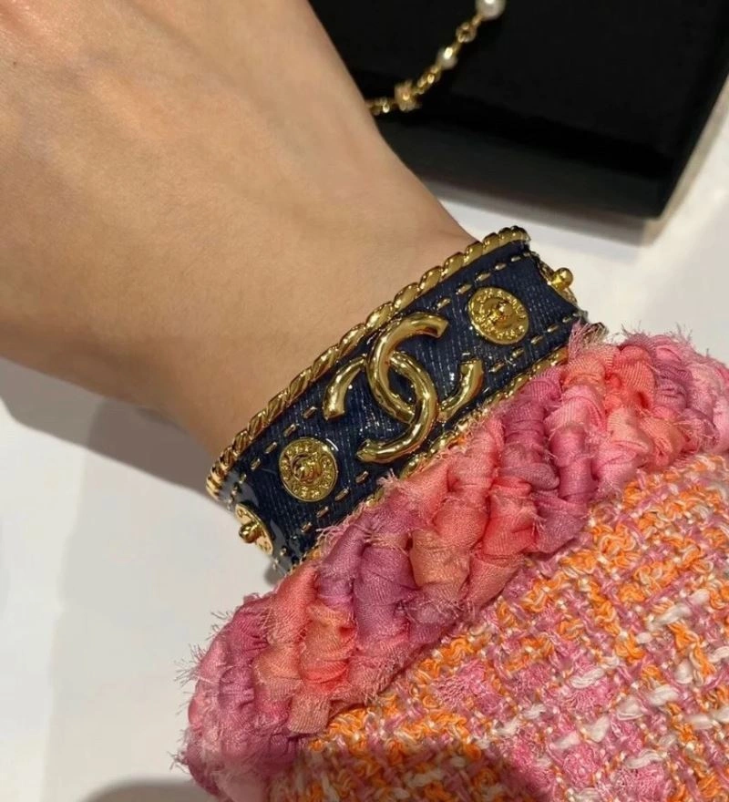 Chanel Bracelets Supportive 228453