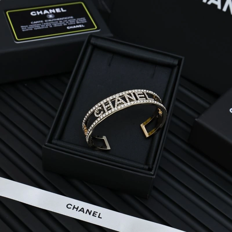 GoodFit Chanel Bracelets 228423