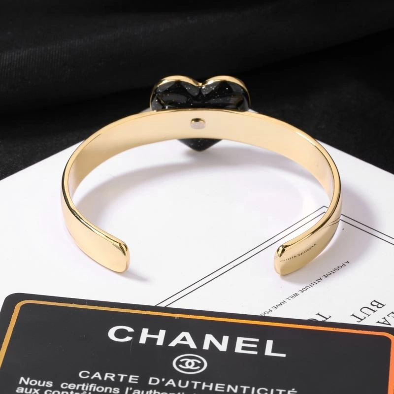 Flexible Chanel Bracelets 228403