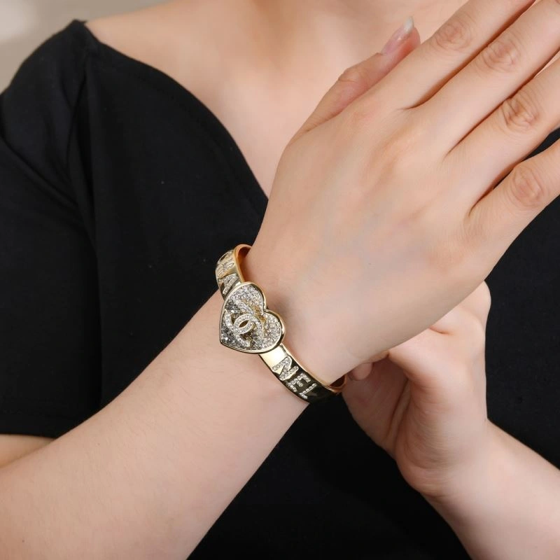 Flexible Chanel Bracelets 228403