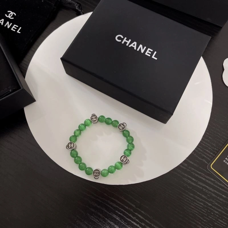Trendsetting Chanel Bracelets 228444