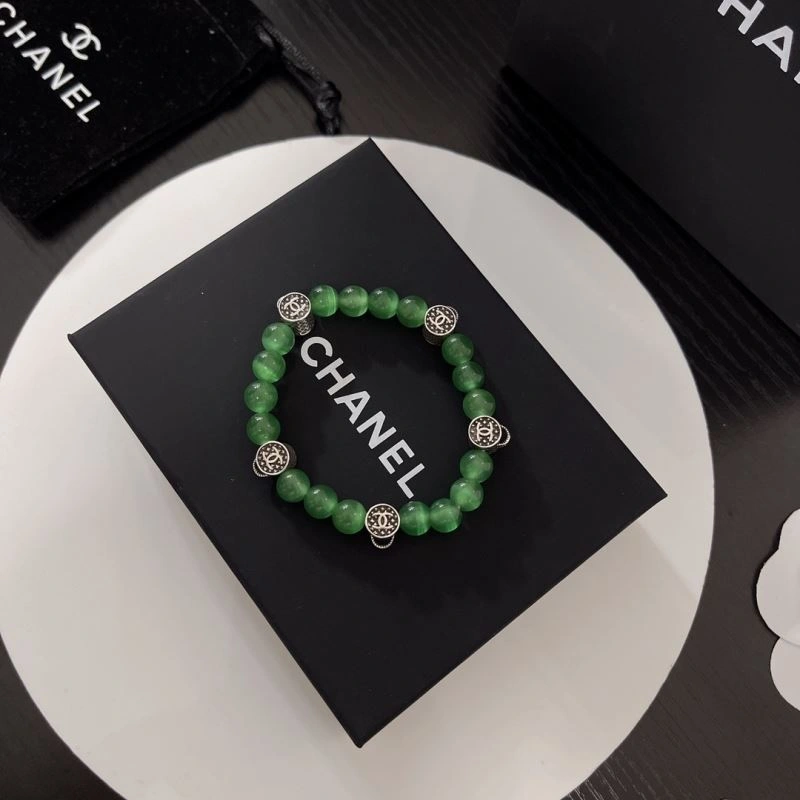 Trendsetting Chanel Bracelets 228444