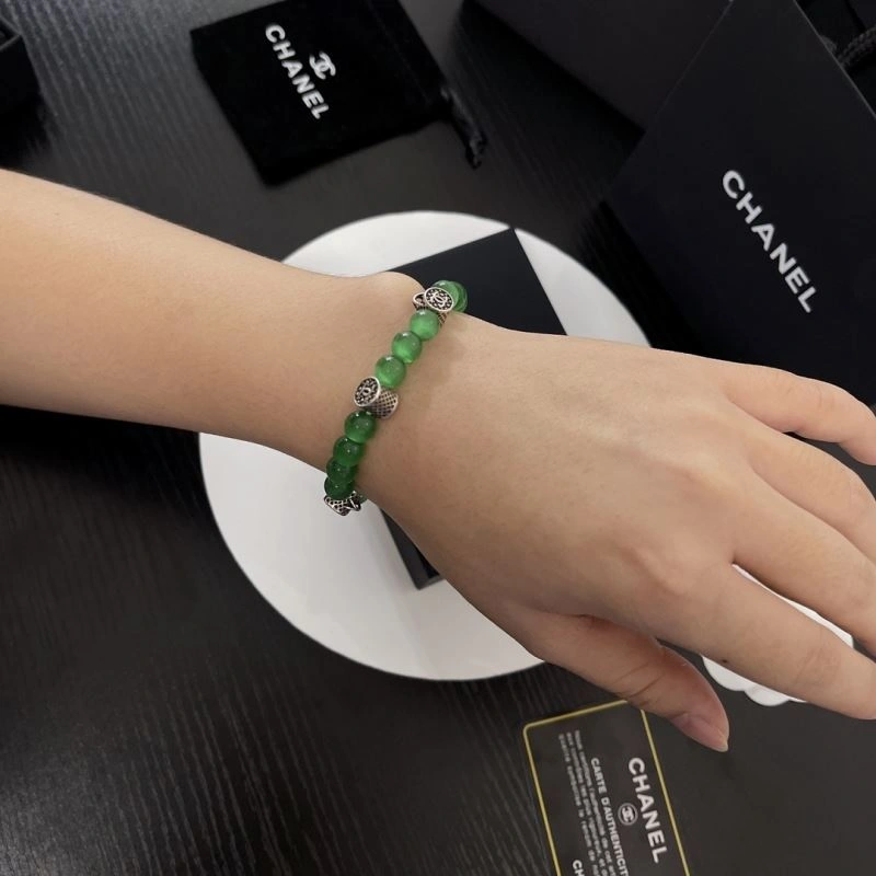 Trendsetting Chanel Bracelets 228444