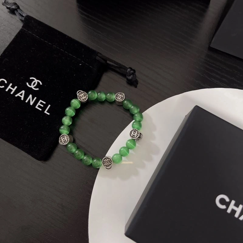 Trendsetting Chanel Bracelets 228444