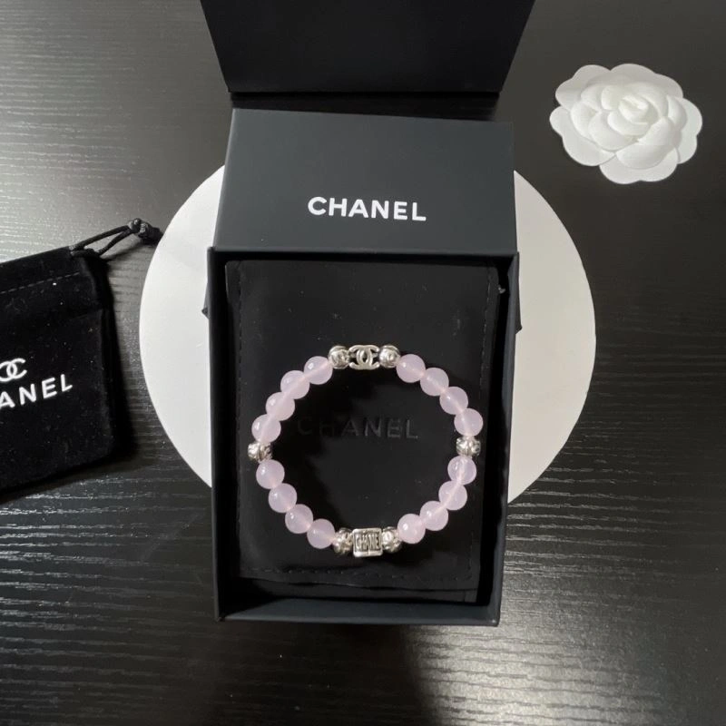 Snug Chanel Bracelets 228404