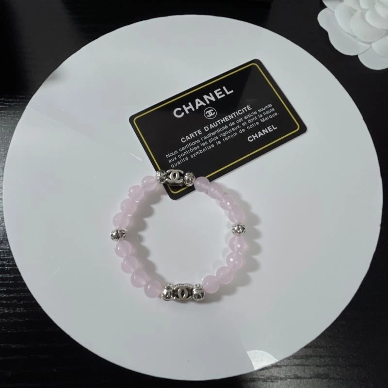 Snug Chanel Bracelets 228404