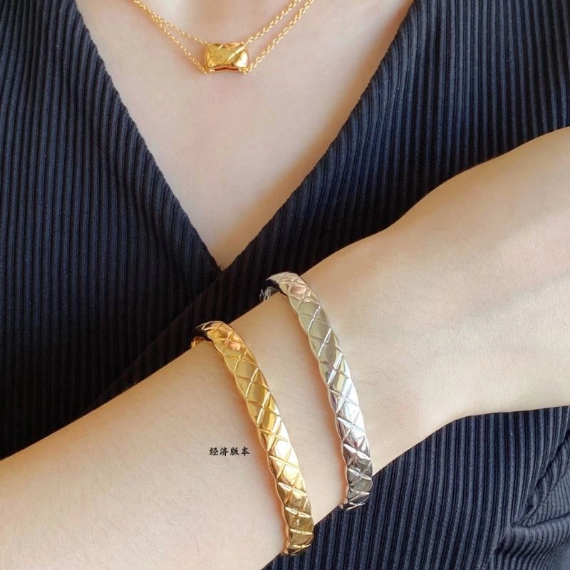 Durable Chanel Bracelets 228386