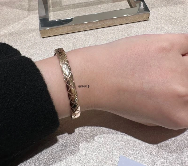 Durable Chanel Bracelets 228386