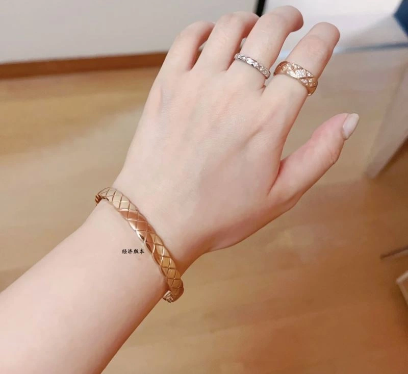 Durable Chanel Bracelets 228386