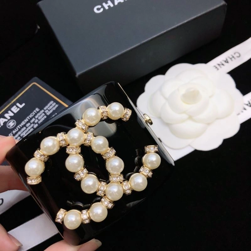 Chanel Bracelets Minimalist 228369