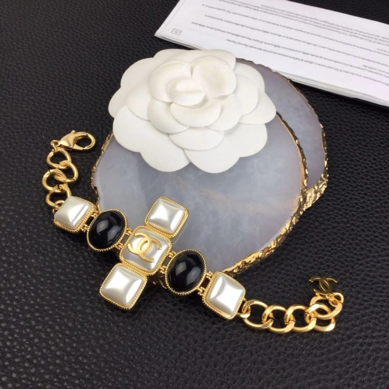 Contemporary Chanel Bracelets 228368