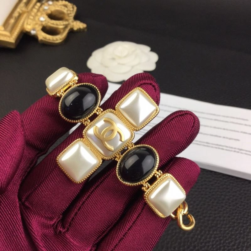 Contemporary Chanel Bracelets 228368